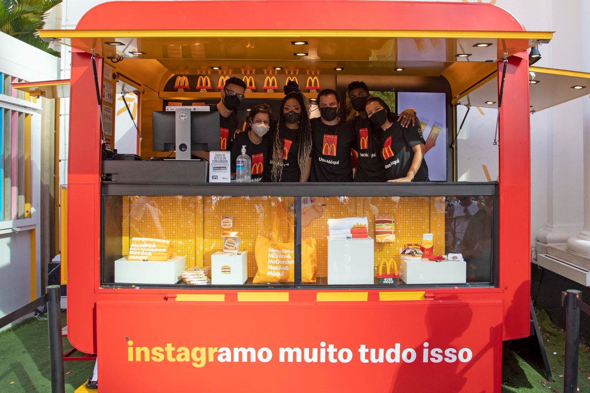 CCSPoficial's tweet photo. Use Méqui - McDonald's lança coleção em pop up store e no site do Magalu
#McDonalds #UseMequi
https://t.co/bBUs9xE6xd https://t.co/z3nWk9Y9sx