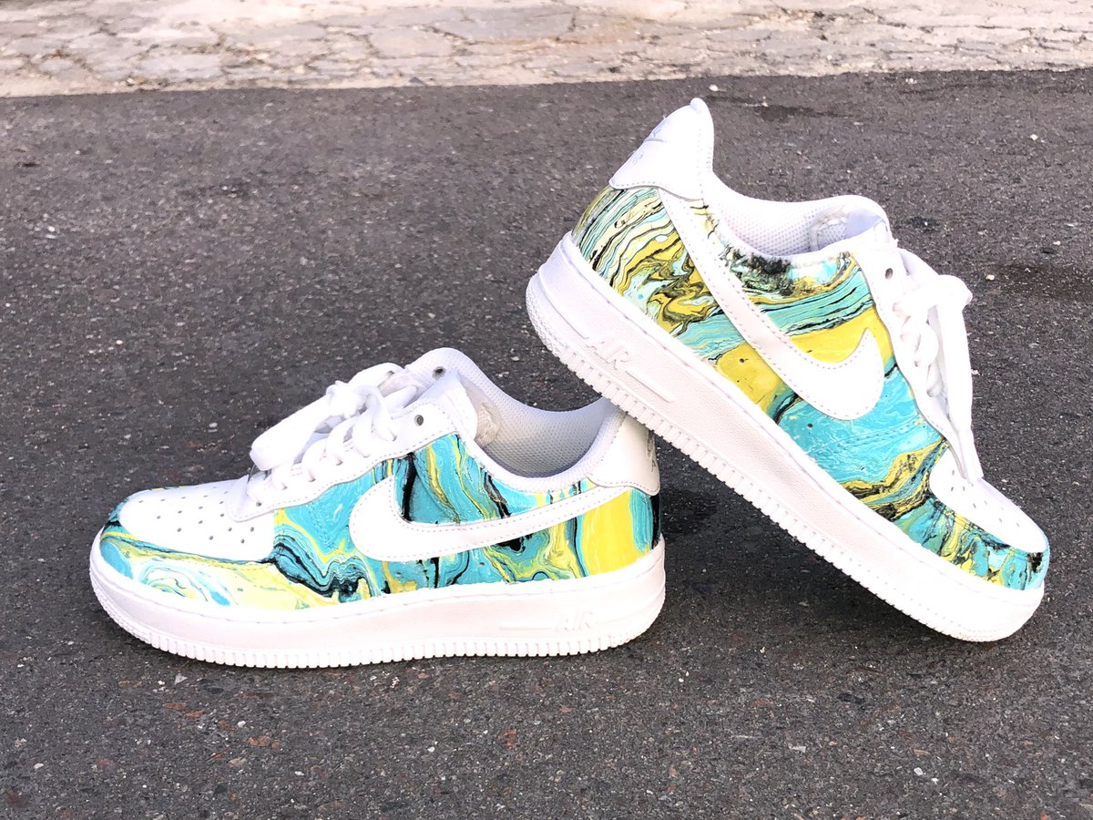 HydroGraphicsL1's tweet photo. Always Represent!! these Bahamian flag themed forces make us proud to be Bahamian #242 #hydrodip #art #HydroGraphics https://t.co/DTMtcriTRm