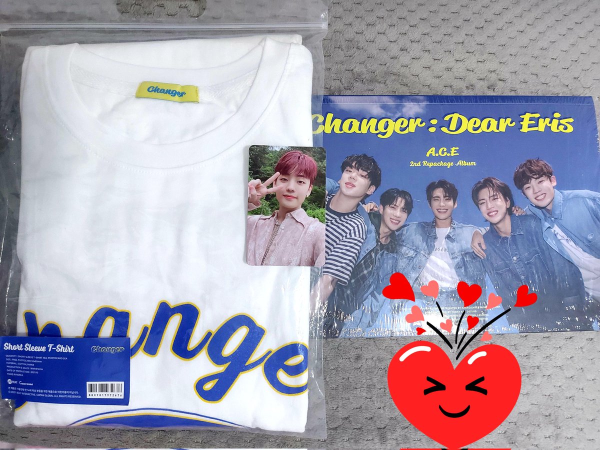 Merida43762371's tweet photo. Udah sampai lagiii dengan aman tanpa cacat. Makasih bonus pc Channya @choice_stuff muaaach 😘❤ Kaget, kaosnya sampai di bubble warp tebel banget 😎👍

@official_ACE7 #ACE #에이스 https://t.co/4McEFb6pWH