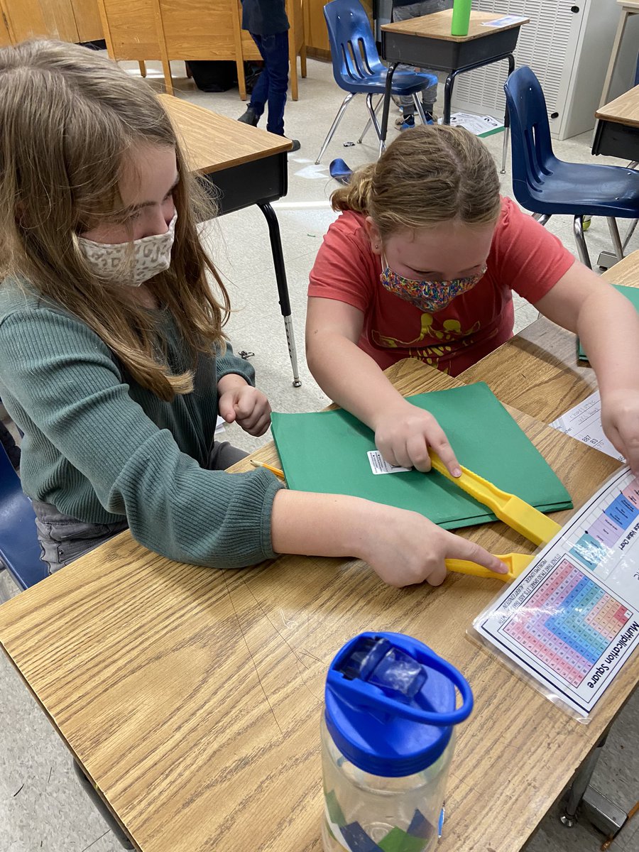 msmjhowell's tweet image. We were experimenting with magnets today! @GEDSB @GreenbrierScho1 #forces #forcesofmotion #magnets #experiment #scientists