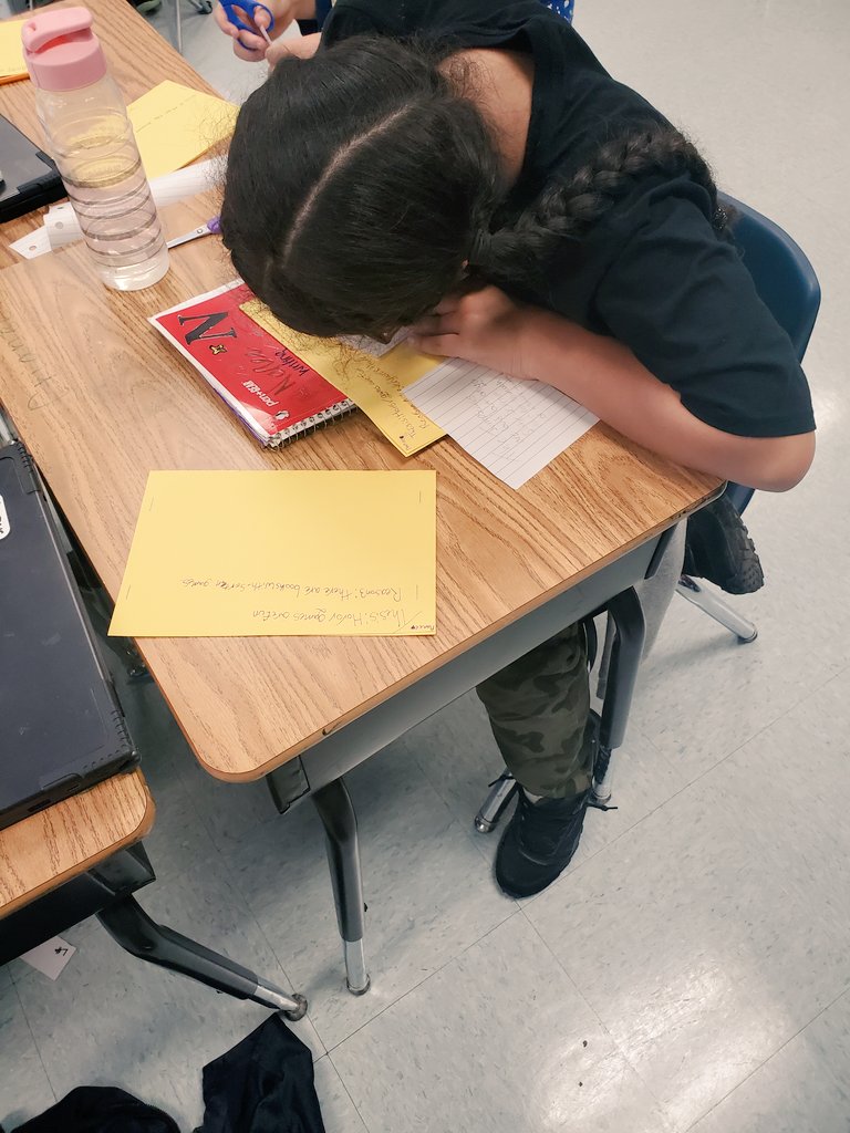 Serious personal essay work going on today in 5th grade writer's workshop! Students are assembling their reasons and evidence during our developing stage of the process. Thanks <a href="/ReneeDHouser/">Renee Houser</a> for the pro tips! 
<a href="/Mrs_Measmer87/">Ashley Measmer</a> @WingateES_NC <a href="/Renee_McKinnon1/">𝓡𝓮𝓷𝓮𝓮 𝓜𝓬𝓚𝓲𝓷𝓷𝓸𝓷, 𝓔𝓭.𝓓.💫</a> @APShanda <a href="/educatingall/">Maxie Johnson Jr</a>
