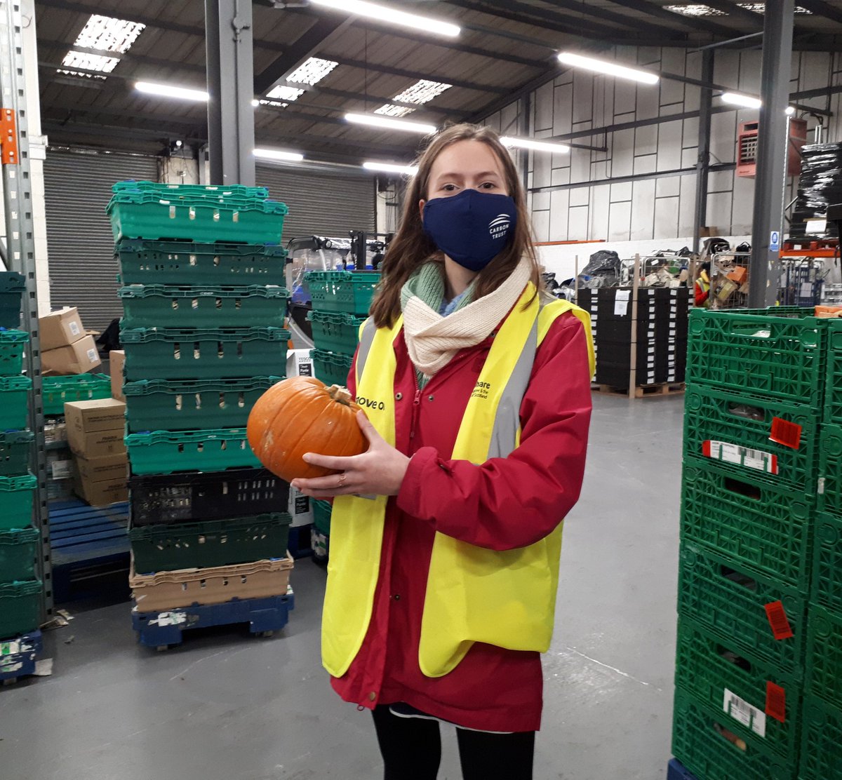 jon_molyneux's tweet photo. Great to host #COP26 visits to the @FareShareGWS depot today from @thecarbontrust @OLIO_ex @SodexoUK_IRE and @cabinetofficeuk. Lots of potential to grow partnerships to tackle food waste. https://t.co/Ry74htkUbG