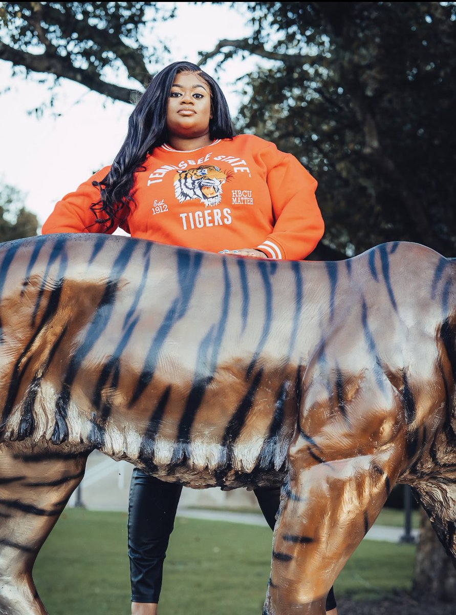 __Devie's tweet image. Evolve or dissolve 👩🏾‍🎓 photo credits: @its__chelly