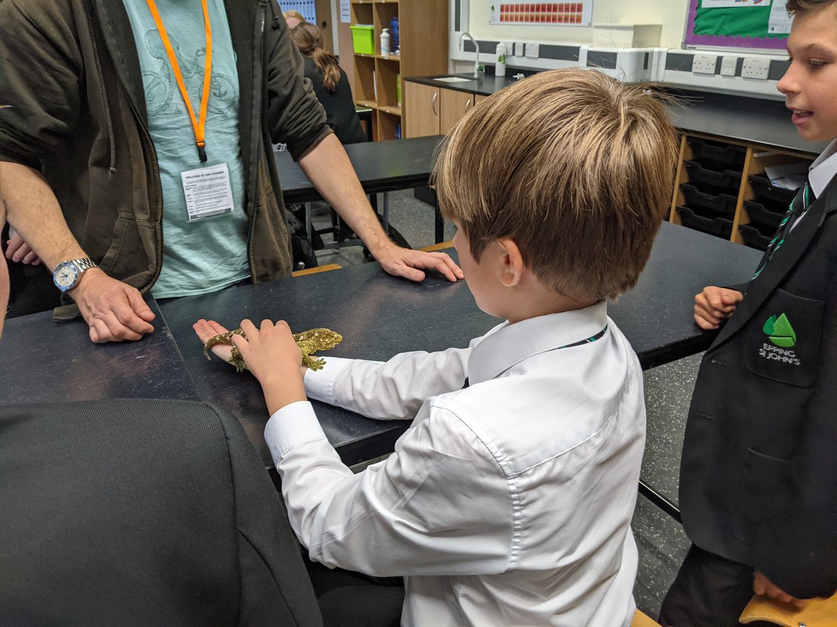 ESJ Science tweet media