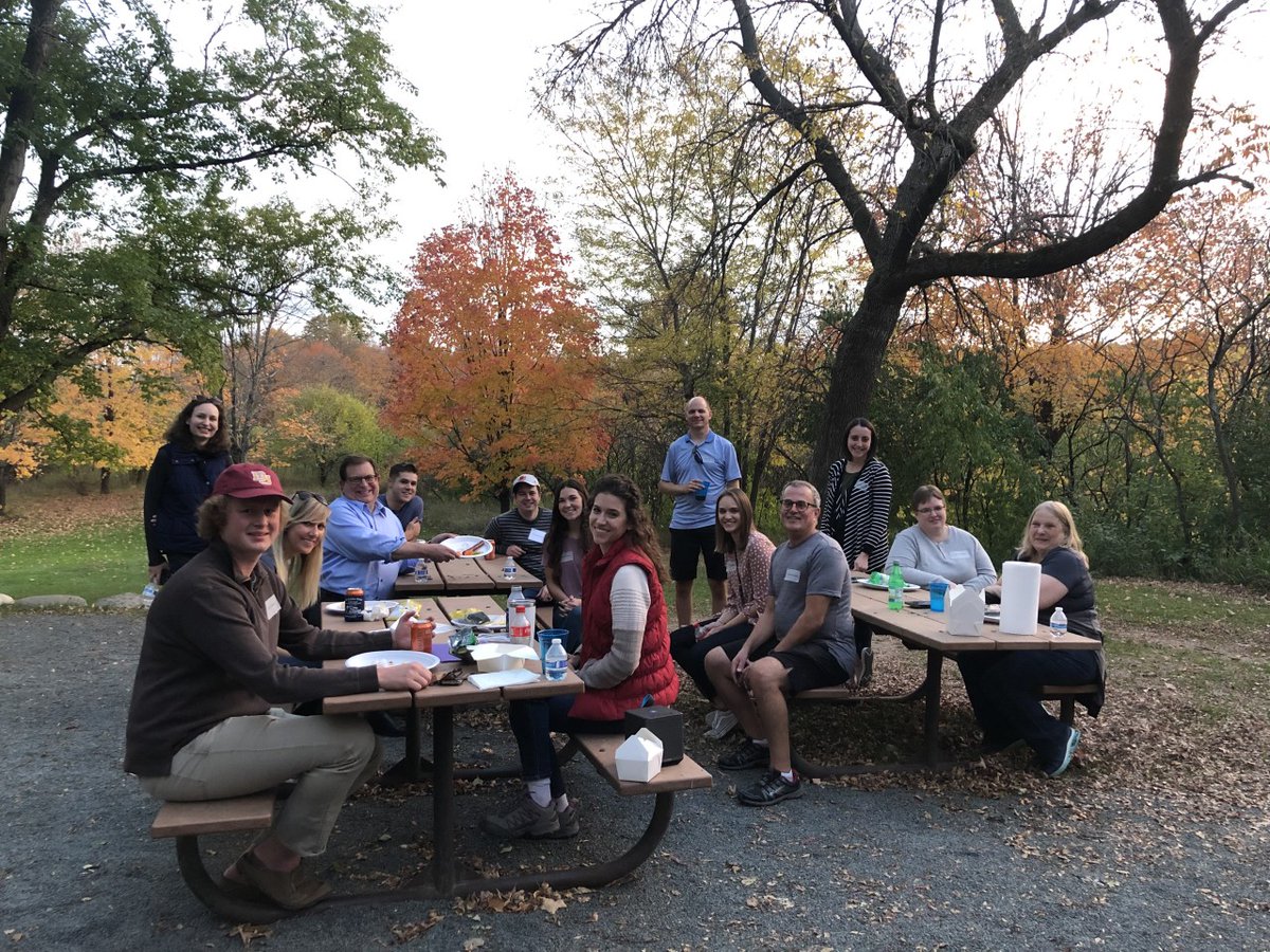 Did someone say cookout? We're in! Our Assurance Services team took a break to enjoy some grilled food, gorgeous Minnesota fall weather, and games in true Team Lurie fashion. #TeamLurie #Culture #AuditCareers #AccountingCareers Come join our team https://t.co/EqDlZihENu https://t.co/fal3cKI9oH