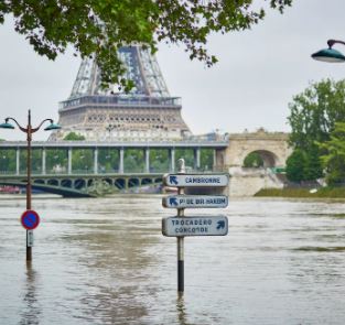 CountryRisk_io's tweet photo. How climate change will affect sovereign ratings -- Our #COP26 blog. "We'll always have Paris..."

https://t.co/4eCFyBiaCn

@KamiarMohaddes
@PatrycjaKlusak
@MatthewAgarwala
@AwkwardFinance https://t.co/9Dlo5UlOf5
