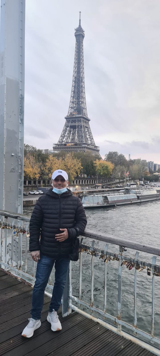 اجر وعافيه ماشوف شر
 الغالي 
سلطان ابوشقره
<a href="/alsafrany/">سلطان السفراني</a>