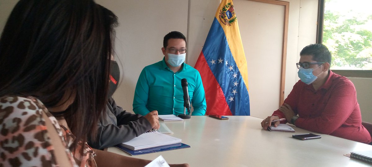 📺 #Ahora || Pdte. <a href="/kennedymorales9/">🤨📸</a> inicia 3er Directorio Institucional, con el tren directivo y Coordinadores Regionales a través de la plataforma Zoom
.
<a href="/NicolasMaduro/">Nicolás Maduro</a> 
@TibisayLucena8 
<a href="/drodriven2/">Delcy Rodríguez</a> 
#8Nov