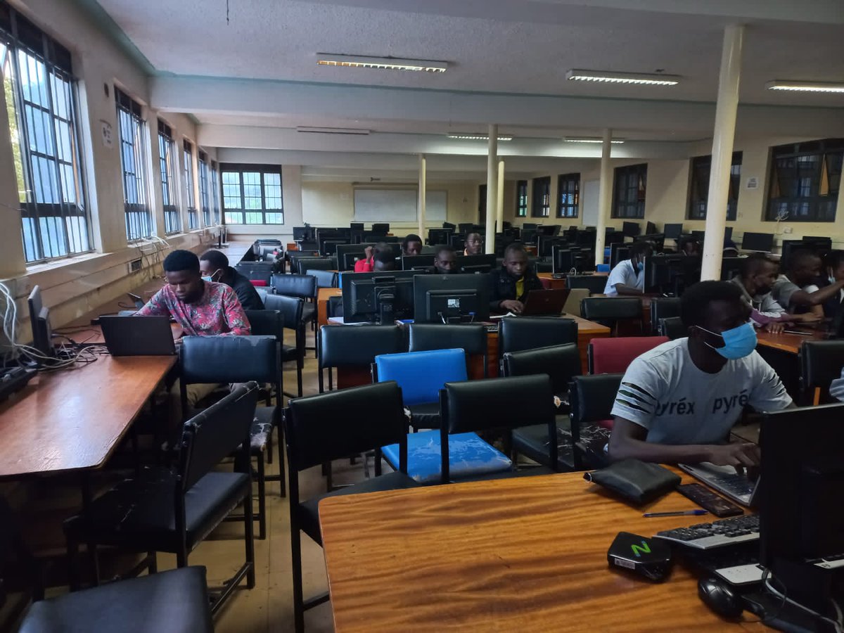 ess_wambui's tweet photo. Thanks @mwovi_peter @MmustGDSC  for a wonderful web session. Soon each of our members will have to heir own portfolios 😜 @googledevs  @googlestudents  #DeveloperStudentsClub https://t.co/vicUvSkG8Z