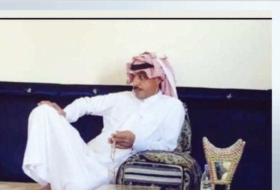 Elegant_Saudi's tweet photo. باسم شمر لابتك تكــفى يا تركي
وباسـم وايل كلـها منشــان وايل

لأجل مـن حطـت رحايلها وتبكي
عند بابك وانت ياواف الخصايل

مــن ســلايل شمرٍ منتـه بتــركي
فــرح الـي دمعهــا بحمـاك سايل

لها خمس سنين من فرقاه تشكي
وتركض من الويل من تيما لحايل
#ام_وايل_تنخاكم_ياشمر https://t.co/DJKEaSz4HM