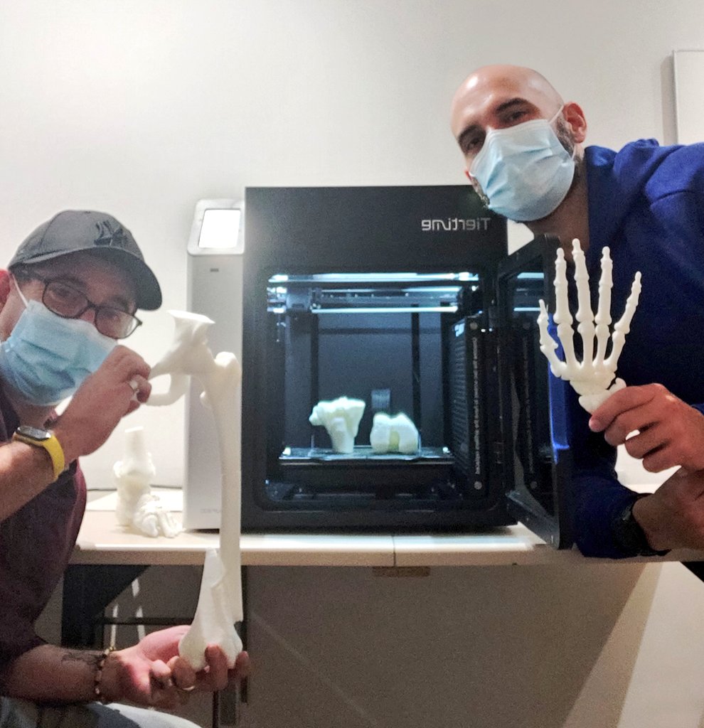 Nicoradioblogrx's tweet photo. Feliz día de la #Radiología 🎉

Una modalidad que poco a poco se va incorporando en nuestro día a día, la #Impresion3D (#3Dprinting) en @_ssibe los #TSID somos parte fundamental del proceso impresión

¡Hazte visible! ☢️

#WorldRadiographyDay2021 #IdorSpain #IDOR2021 #WRD2021 https://t.co/gazitt5jqA