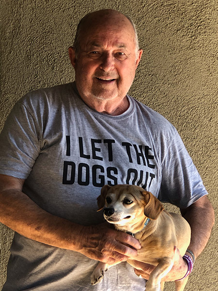 TheTucsonDogMag's tweet photo. Read our tribute to the wonderful John Gilbert, founder of Tucson Rescue Now, in the latest edition of The Tucson Dog Magazine. https://t.co/3xLvGkdOTM
#dogs #animalrescue #animalactivist #seniorpetsofig https://t.co/Vb2APKJmuM