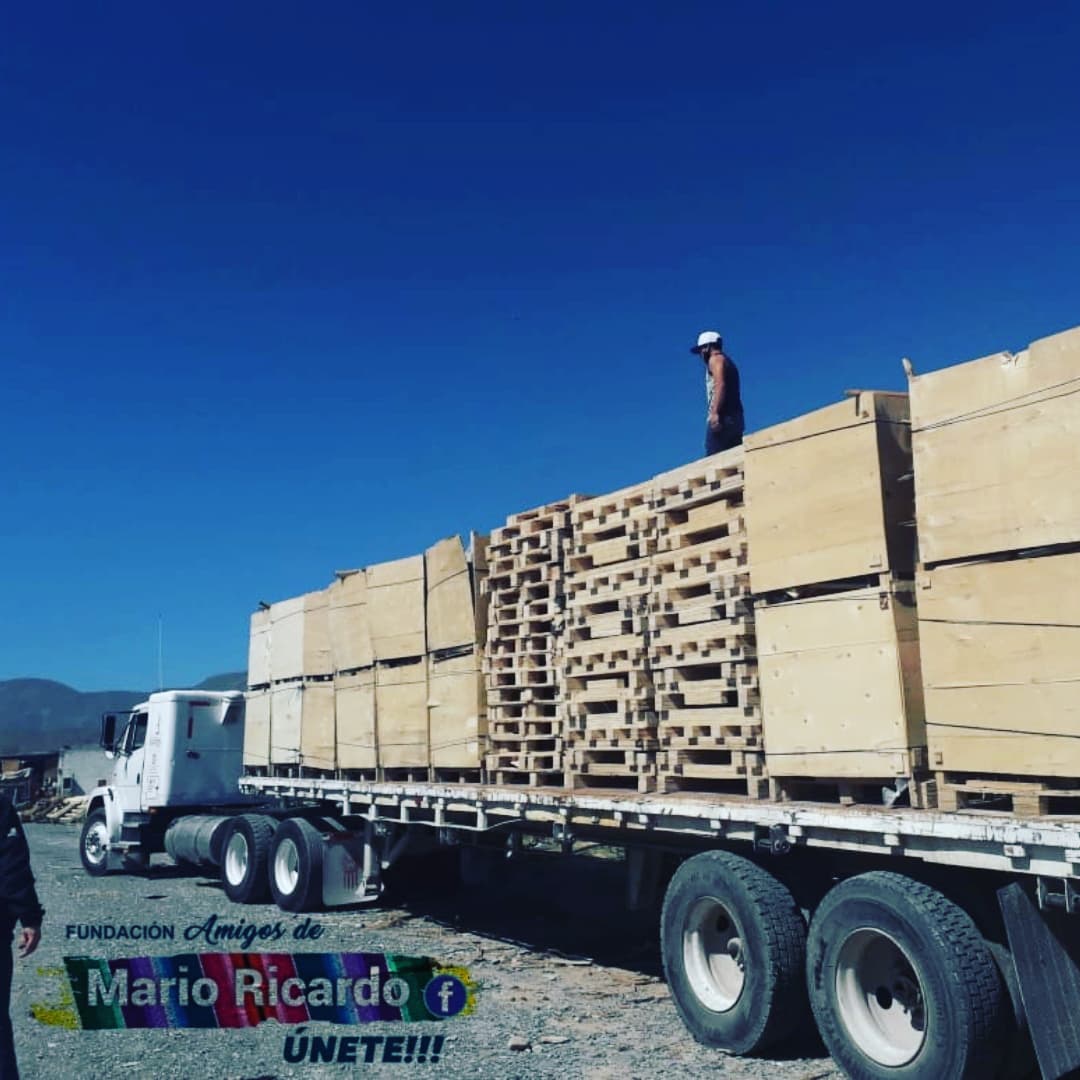 𝗦𝗲𝗴𝘂𝗶𝗺𝗼𝘀 𝗮𝗽𝗼𝘆𝗮𝗻𝗱𝗼 𝗮 𝗻𝘂𝗲𝘀𝘁𝗿𝗮 𝗴𝗲𝗻𝘁𝗲 𝗰𝗼𝗻 𝗺𝗲𝗱𝗶𝗰𝗮𝗺𝗲𝗻𝘁𝗼. 
𝗘𝗻 #Fundación #AmigosDeMarioRicardo 𝘀𝗮𝗯𝗲𝗺𝗼𝘀 𝗾𝘂𝗲 𝘁𝗿𝗮𝘀 𝗹𝗮 𝗰𝗼𝗻𝗱𝘂𝗰𝘁𝗮 𝗱𝗲 𝗰𝗮𝗱𝗮 𝘂𝗻𝗼, 𝗱𝗲𝗽𝗲𝗻𝗱𝗲 𝗲𝗹 𝗱𝗲𝘀𝘁𝗶𝗻𝗼 𝗱𝗲 𝘁𝗼𝗱𝗼𝘀. 
#Únete