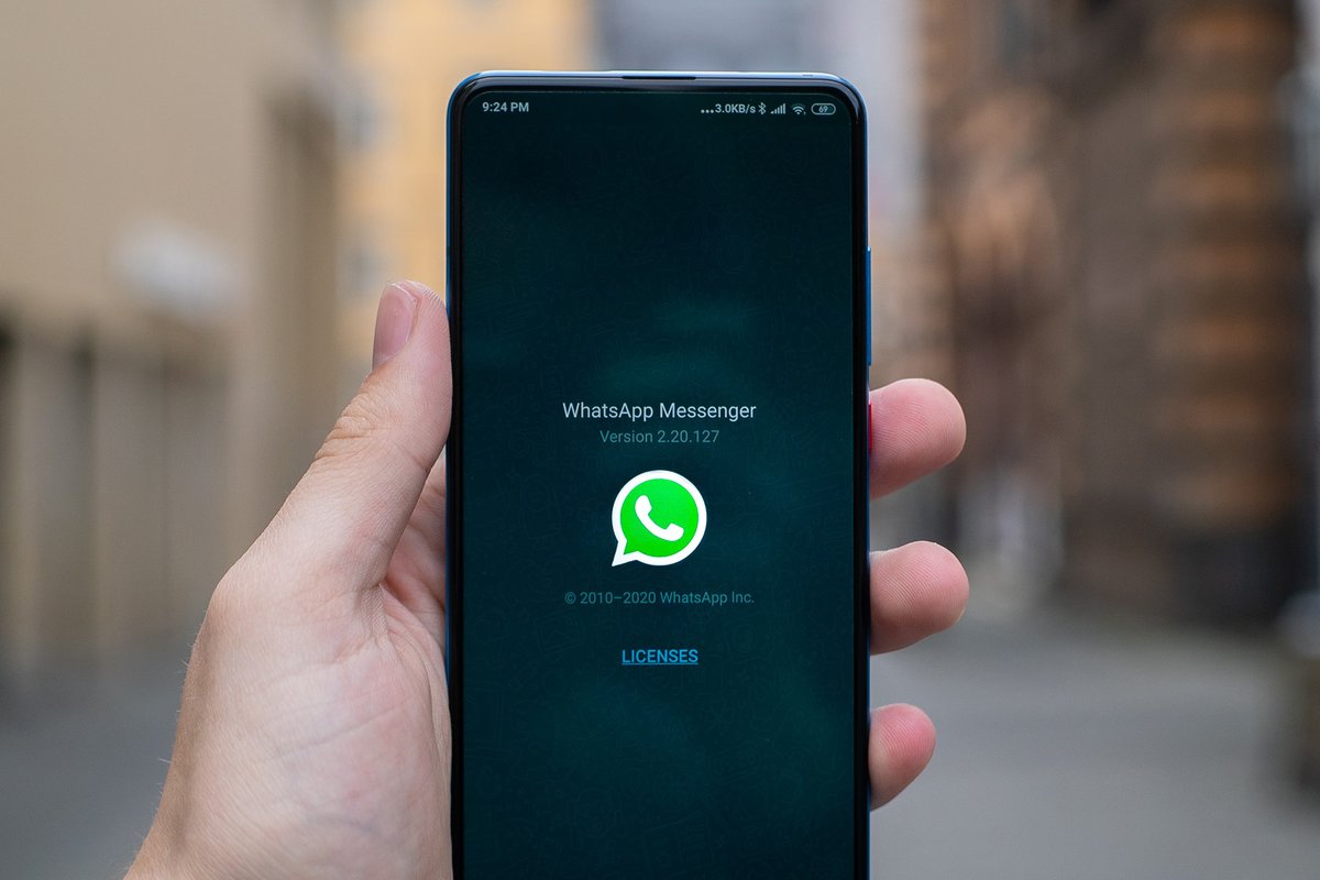 WhatsApp's answer to Discord may be group chat 'communities'