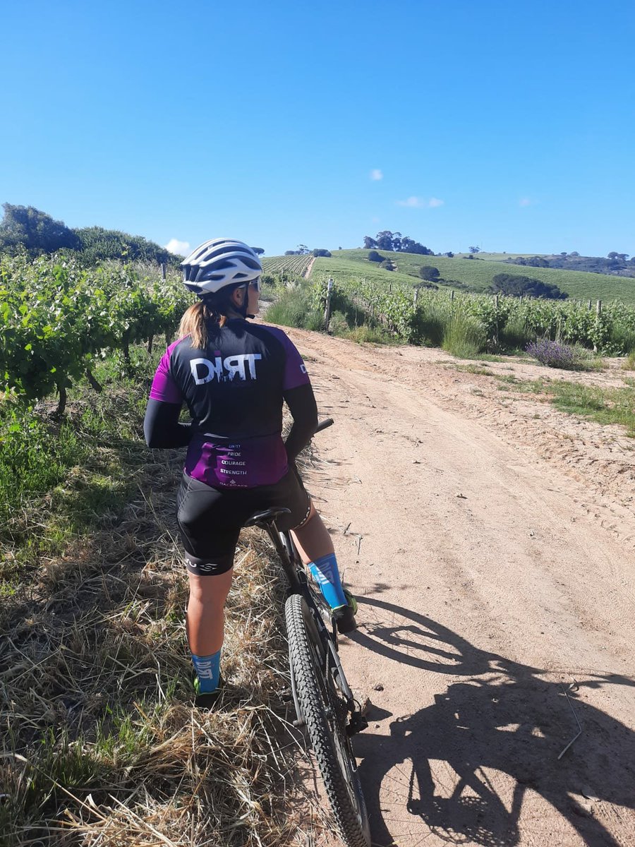happysnappy79's tweet photo. Mountain biking has the ability to take you to new places. https://t.co/iFGwslK9Px