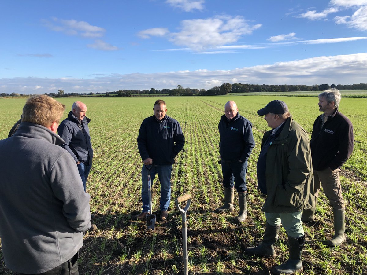 SustEnvFarming's tweet photo. So last week was about demonstrating how #farming can help #carbon #food #biodiversity #soilhealth on farm @SustainableLsps
This week is more about how we scale up, deliver more benefits and de-myth some of the narratives
#netzero #pledge2040 @NFUtweets
#COP26 https://t.co/FTHqSxuycx