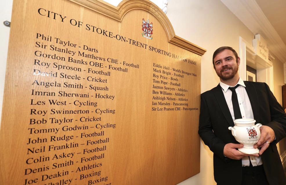 MartinTideswell's tweet photo. What an honour to be present at the induction of local legends into the city’s Sporting Hall of Fame. Many congratulations to @SirLeePearson @JazminSawyers @IanMarsdenGB Ashleigh Nelson, Ben Williams and #PVFV icon @TomPope69507931. #localandproud with @Heroes_Awards https://t.co/YfMfT16oD1
