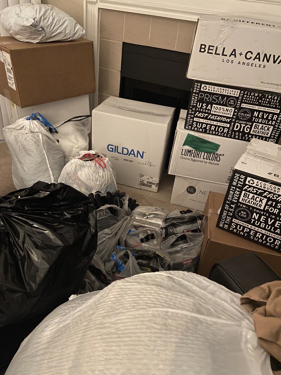 Touched_Media's tweet photo. The first annual DDD Humanity event was a huge success and it would not be possible without your support! 

Thanks to your generosity, we were able to give away $2,122 worth of new winter clothes, as well as plenty of used items to people who are in need. https://t.co/1k8b3nTgC1