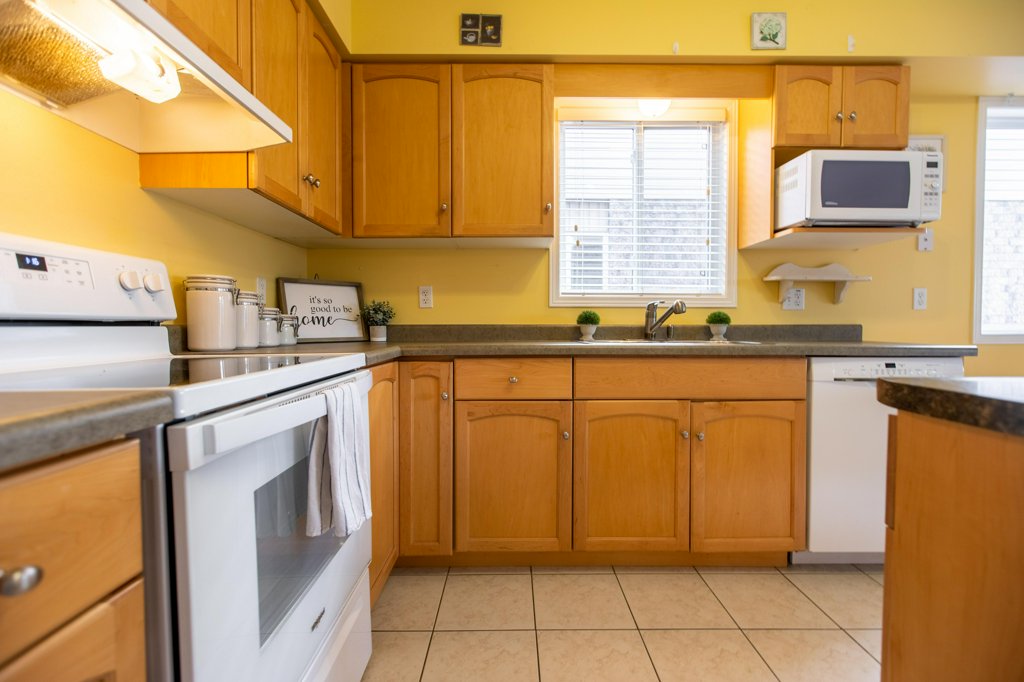 _RuralRealtor's tweet photo. This one is sold! Congratulations to our amazing sellers who received an offer well above asking after 3 busy days on market! https://t.co/FKIXAv96CU