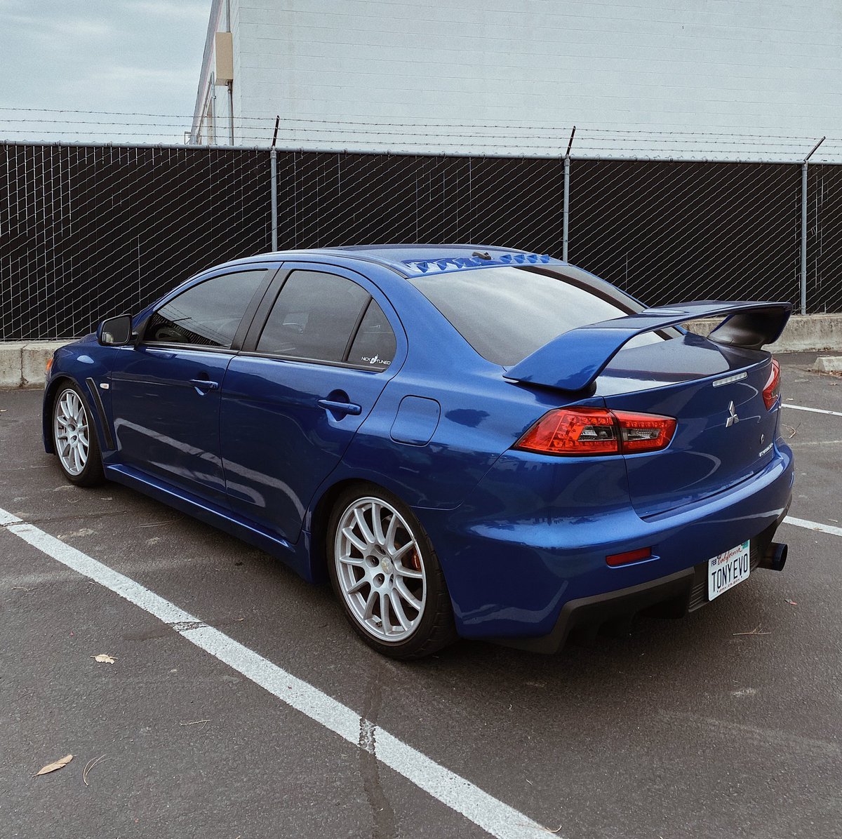 jhovannythedon's tweet photo. 2008 Mitsubishi Evo came in for the full makeover, Old tint removed and retinted with 20% all around 🔥🙌🏻 Like and Retweet pls does help a lot , let’s get this tweet seen 🙏🏼
#mitsubishi #lancer #evo #fresnotint #donstinting #tint #tintlife #viral #RT https://t.co/JMLROy4uOO