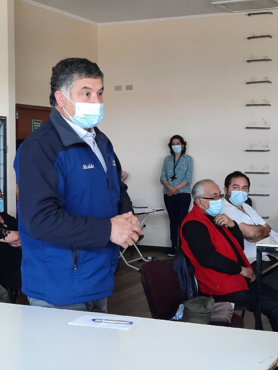 DSM_PLC's tweet photo. AHORA - Con la presencia del alcalde @AlcaldePlc se desarrolla #DiagnósticoParticipativo del Cesfam Las Colinas. 
Instancia en que los usuarios tienen la oportunidad para manifestar inquietudes, miradas y desafíos desde sus perspectivas. https://t.co/eEK0N95KjI
