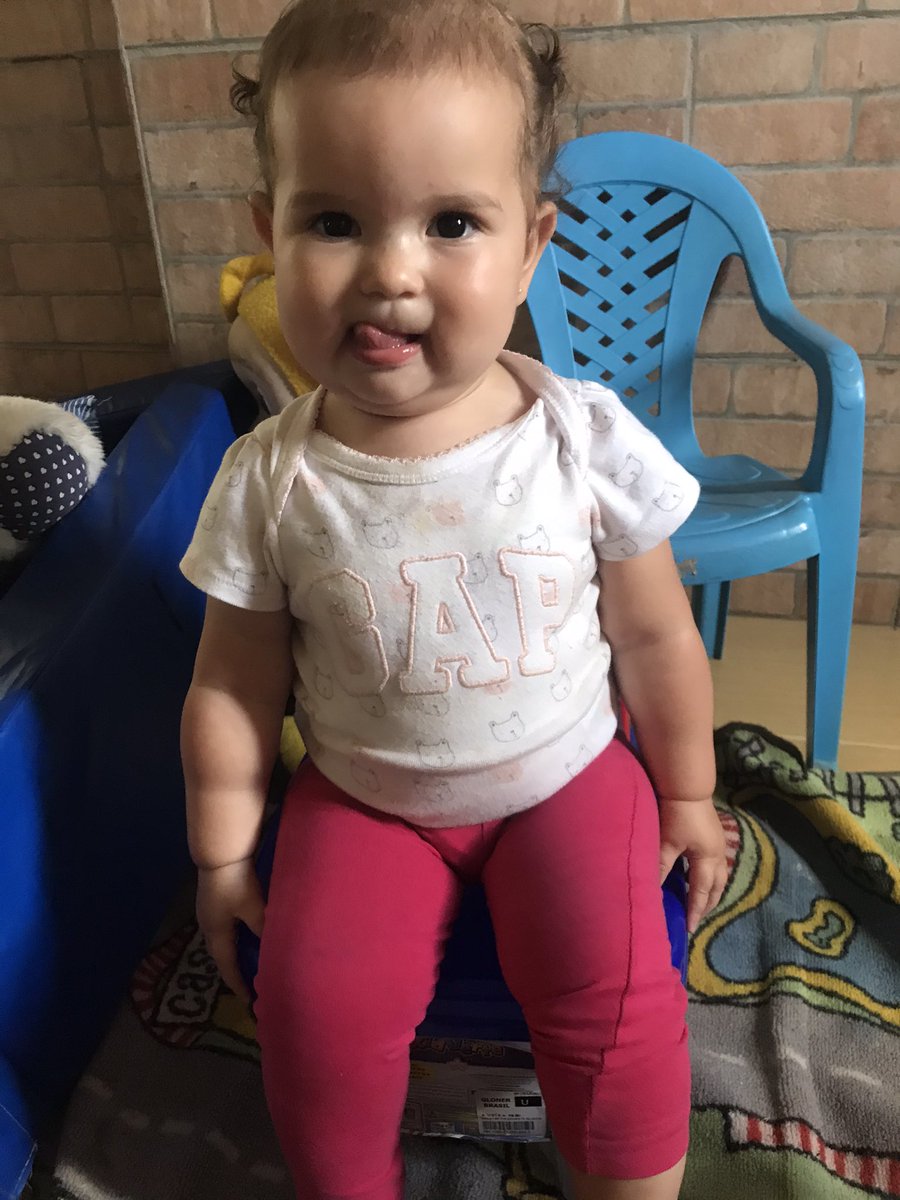 Mari_pires79's tweet photo. Maria Luiza não nega ser filha do @luizmattge kkkk https://t.co/OGEhDkrp9L