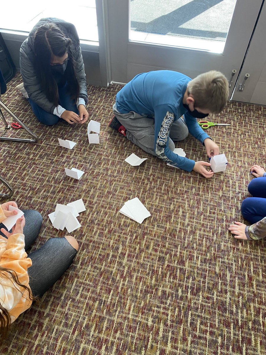 Laura Hodge tweet media