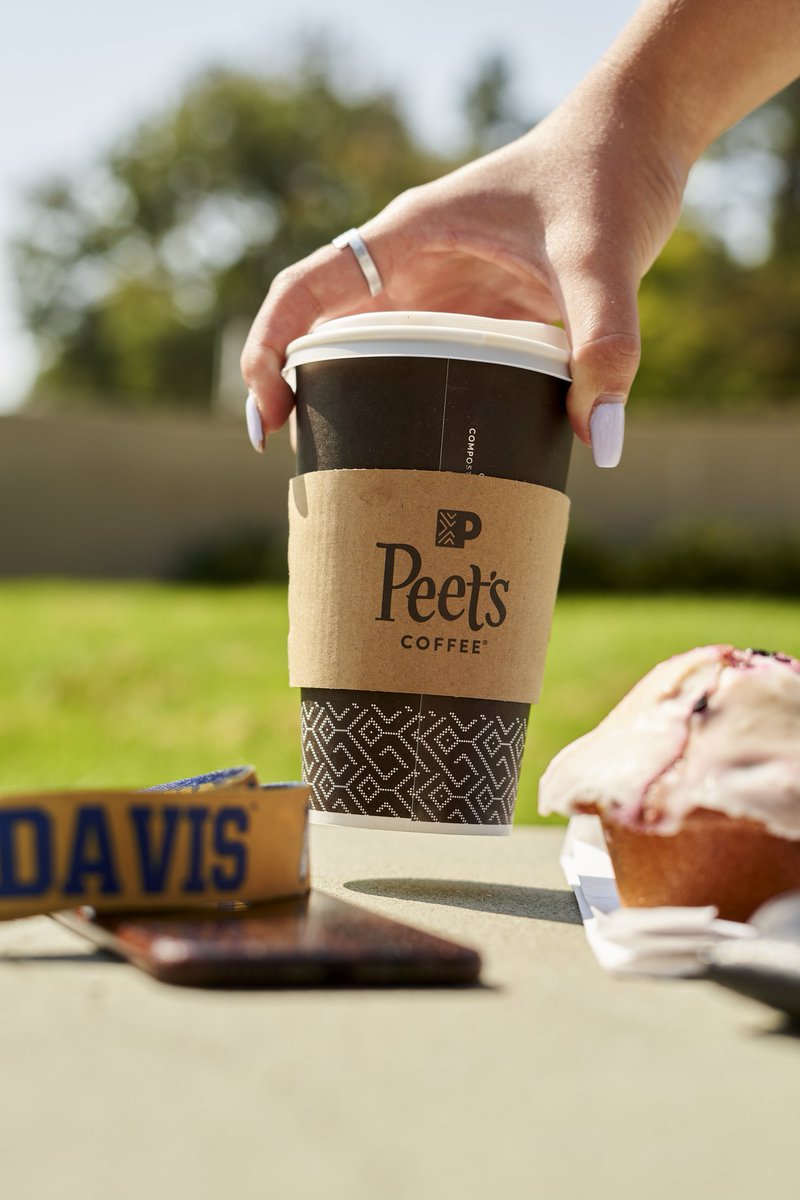November is here! And it is not too late to try Peet’s Coffee’s fall flavors. 

🎃Cold Brew with Pumpkin oat foam
🎃Pumpkin Latte
🎃Maple Latte

For hours and location, visit dining.ucdavis.edu.

#UCDavisDining