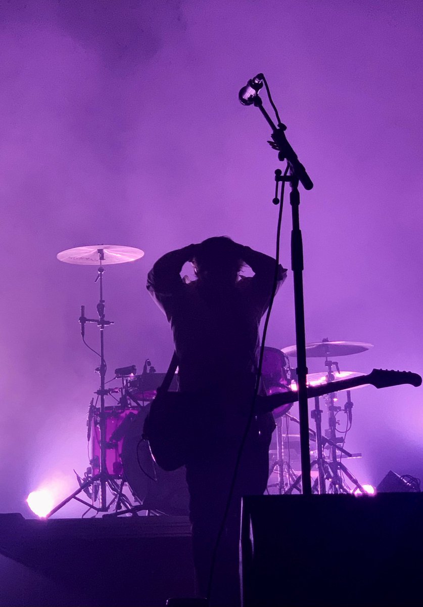 dedeyez's tweet photo. Purple rain. #sspu #silversunpickups https://t.co/LRfgj9urUc