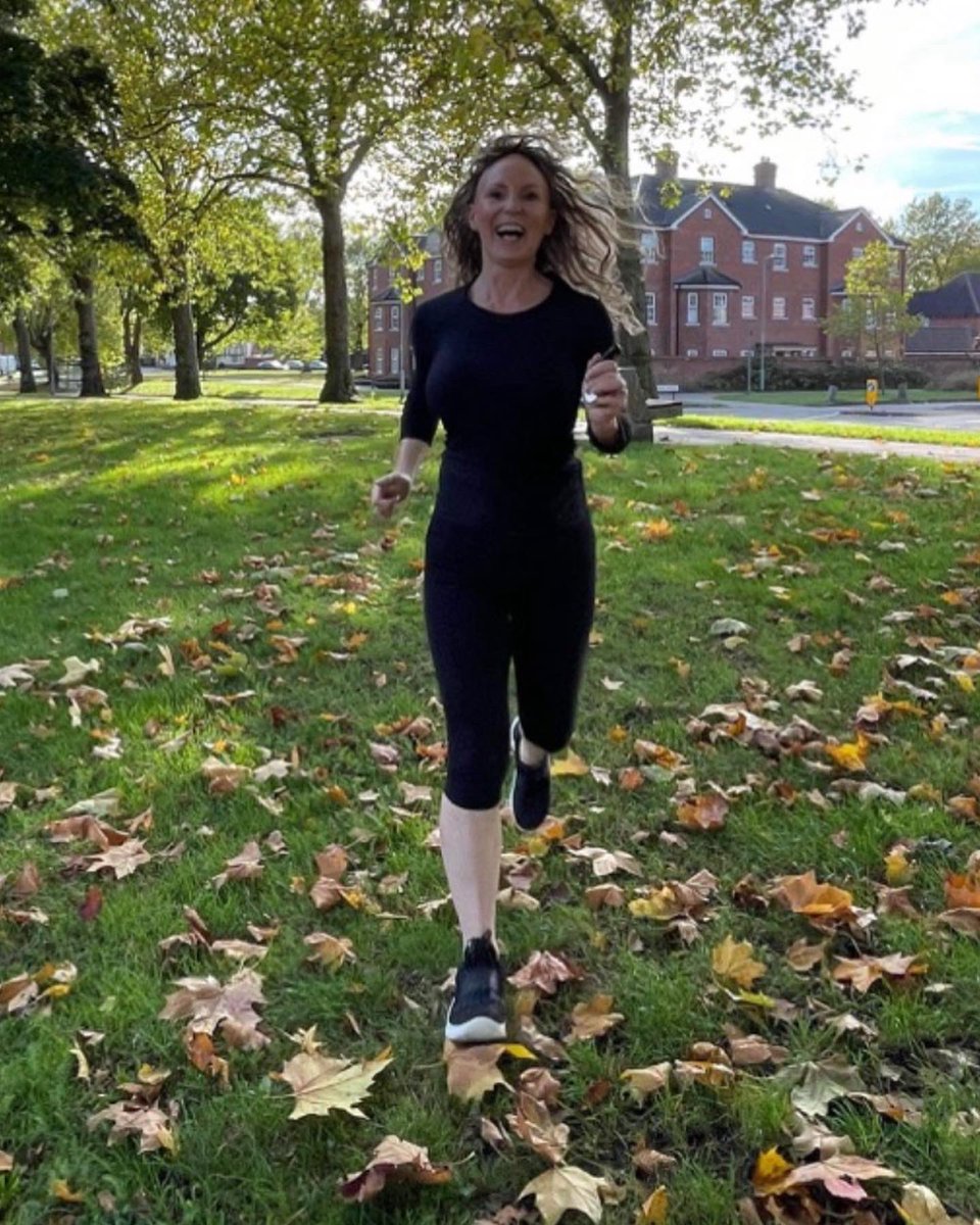 LouiseField19's tweet photo. Loving the outdoors π
Space from the office π
Movement π
Fresh Air π
Brain Rest π
#adoreyourpelvicfloor
#pelvicfloor #muscles #love #dynamic #movement π
#adoreyourfloorprogramme #adoreyourfloorcoach #becausehealthmatters π€ https://t.co/cLcvPQtoAS