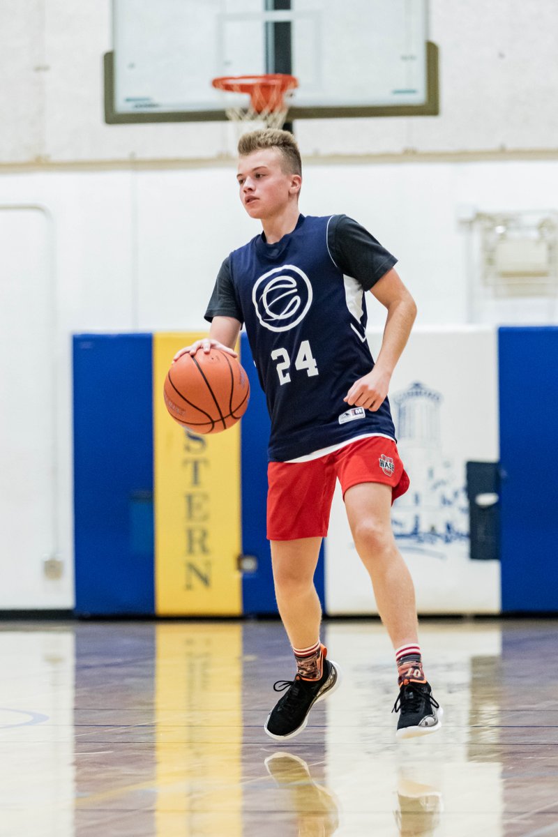 🎥NEXT WAVE HIGHLIGHTS🎥

Playing up with a group of talented seniors, 2023 5'10 G Derek Schlenbecker (Wheaton Academy, IL) excelled, showcasing himself as a premier perimeter shooting threat throughout #TheNextWave🌊

Get to know <a href="/DJS_PG/">Derek Schlenbecker</a>: youtube.com/watch?v=m8RdBd…