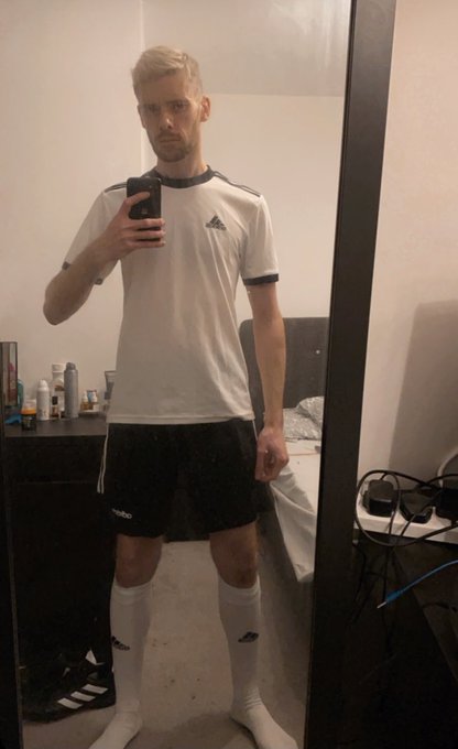4 pic. Getting ready for football tonight! ?? check out my my #onlyfans later on tonight for post match