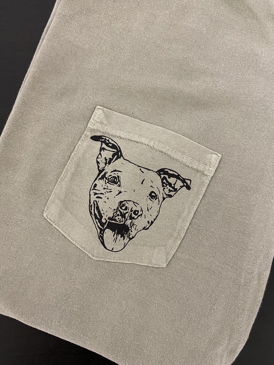 tesseffects's tweet photo. Need a gift for the pet lover in your life? I gotchu 🐶🐱

https://t.co/XdojFvWDNl https://t.co/yIr2XUWsjW