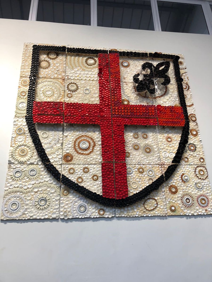 umcebodesign's tweet photo. Today, working with Facilities Crew at Clifton we installed the Clifton Badge, made from acrylics, wood and recycled plastic. 35 litres of glue later it’s up and sparkling and we are so proud of the work we did with Wendy Meyer, Karlien Erasmus and their art students. 🙏 https://t.co/NCSzCjJpxG
