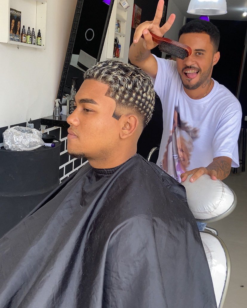 Reidocorte_'s tweet photo. Venho aq de vez em quando amostrar um pouco do meu trabalho .. 
 Corre no insta q lá é aqls pike 💈🔥

Insta : REIDOCORTE_OFC https://t.co/KcSHVvLfyd