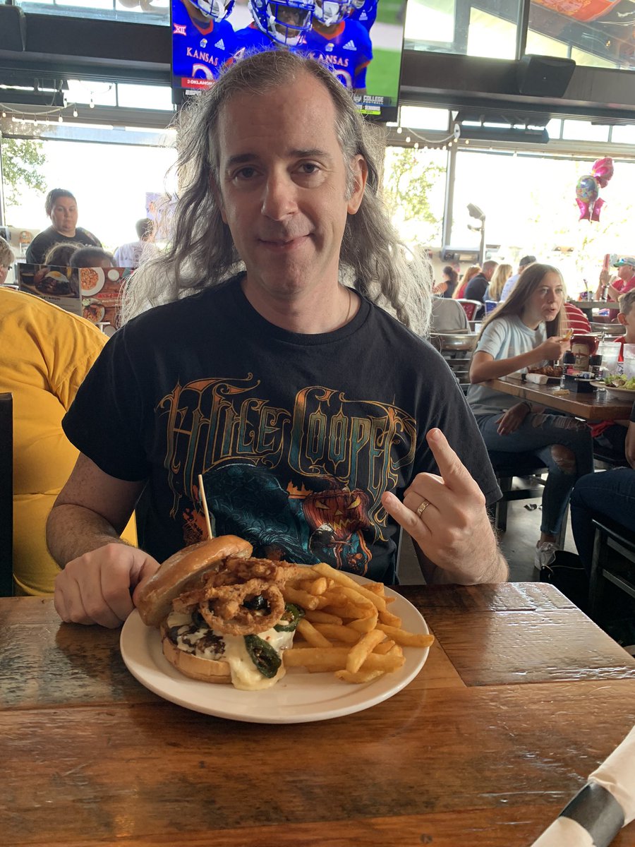 alicecooper's tweet photo. .@rskiss311 has survived the @rockandbrews #PoisonChallenge. Do you dare?

Find a restaurant near you: https://t.co/lCv3JUEeaI

Try the Sauce: https://t.co/F1EYMSU7lo https://t.co/KeEACLtbHP