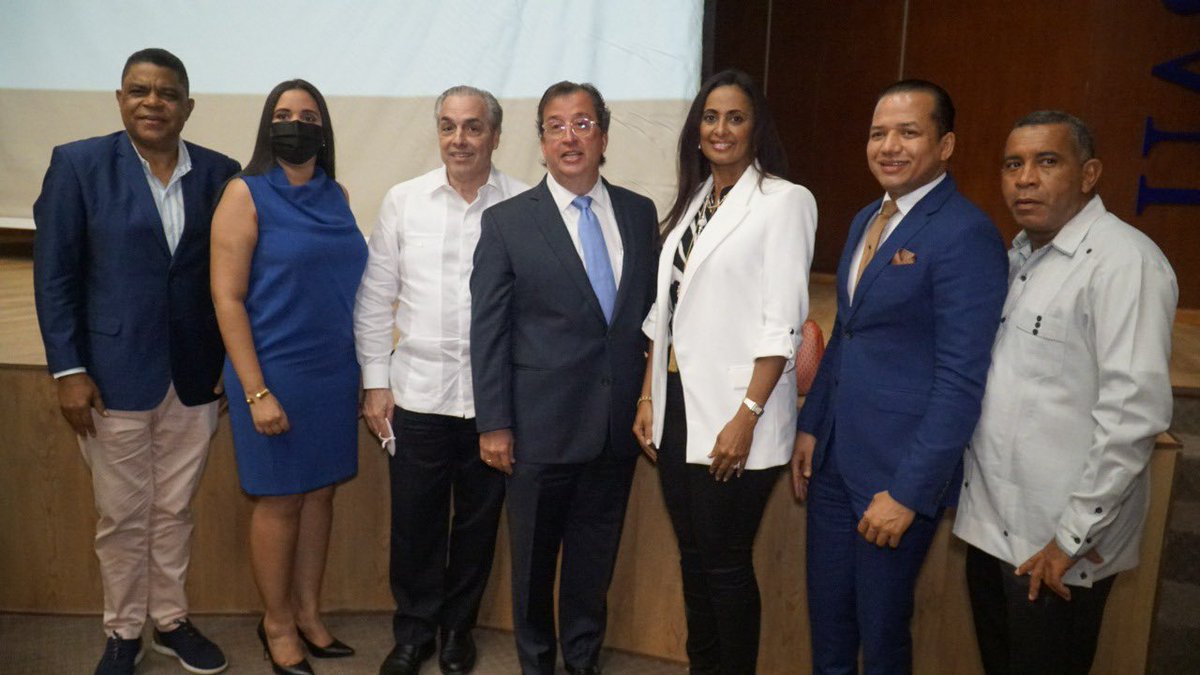 Ashleymusica's tweet photo. Encuentro, inicio del Plan Estratégico Territorial y la promoción del Ordenamiento del uso de suelo en la provincia La Altagracia. https://t.co/eKcMALSJUS