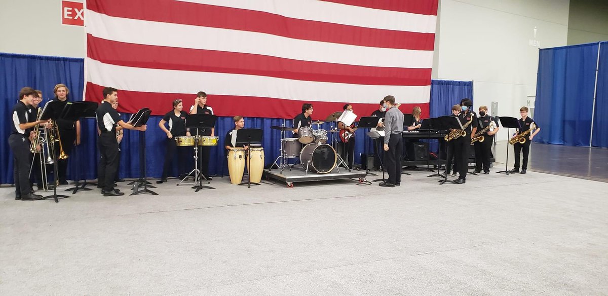 gchsbands's tweet photo. Some of our talented band kids akaThe GCHS 7Cs show choir Combo at the OSBA Achievement Fair today. https://t.co/jVjntiiFHJ