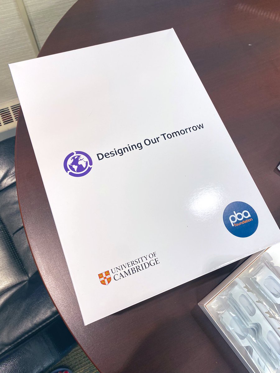 jackielconnell's tweet photo. Day one of an exciting partnership between Frontier School Division, University of Winnipeg and Cambridge University. Students from Wanipigow School in Hollow Water First Nation working through an engineering challenge with our colleagues from the UK! #engineers #STEM #design https://t.co/oN6IU9HX3F