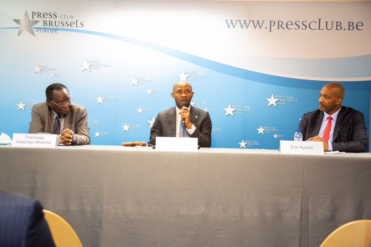 PatrickMuyaya's tweet photo. #RDC : Au press club de #Bruxelles, j’ai présenté la situation générale du pays et les progrès enregistrés sur tous les plans depuis l’investiture du gouvernement @LukondeSama. Avec le porte-parole du président, nous avons répondu à toutes les questions #ChangementDeNarratif https://t.co/C0omIiPYqj