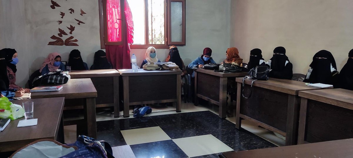 syrianetf's tweet photo. Our amazing team member Dr. Aya Alali gave a virtual presentation to the women at Tomorrow’s Dawn Women’s Center about dental care! #Syria #givehope https://t.co/fHMvpzME55