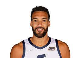 Currently there are 6 players who have won the title of blocks (12 times between them)

4 of those 6 (8 of the 12 titles) are playing today

3 Anthony Davis (2014, 2015, 2018)
2 Dwight Howard (2009, 2010)
2 Hassan Whiteside (2016, 2020)
1 Rudy Gobert (2017)