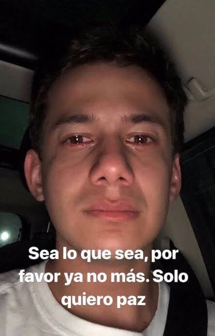 spicyxim's tweet photo. canvas ya déjame vivir en paz porfavor https://t.co/Uhe2mhZvKc