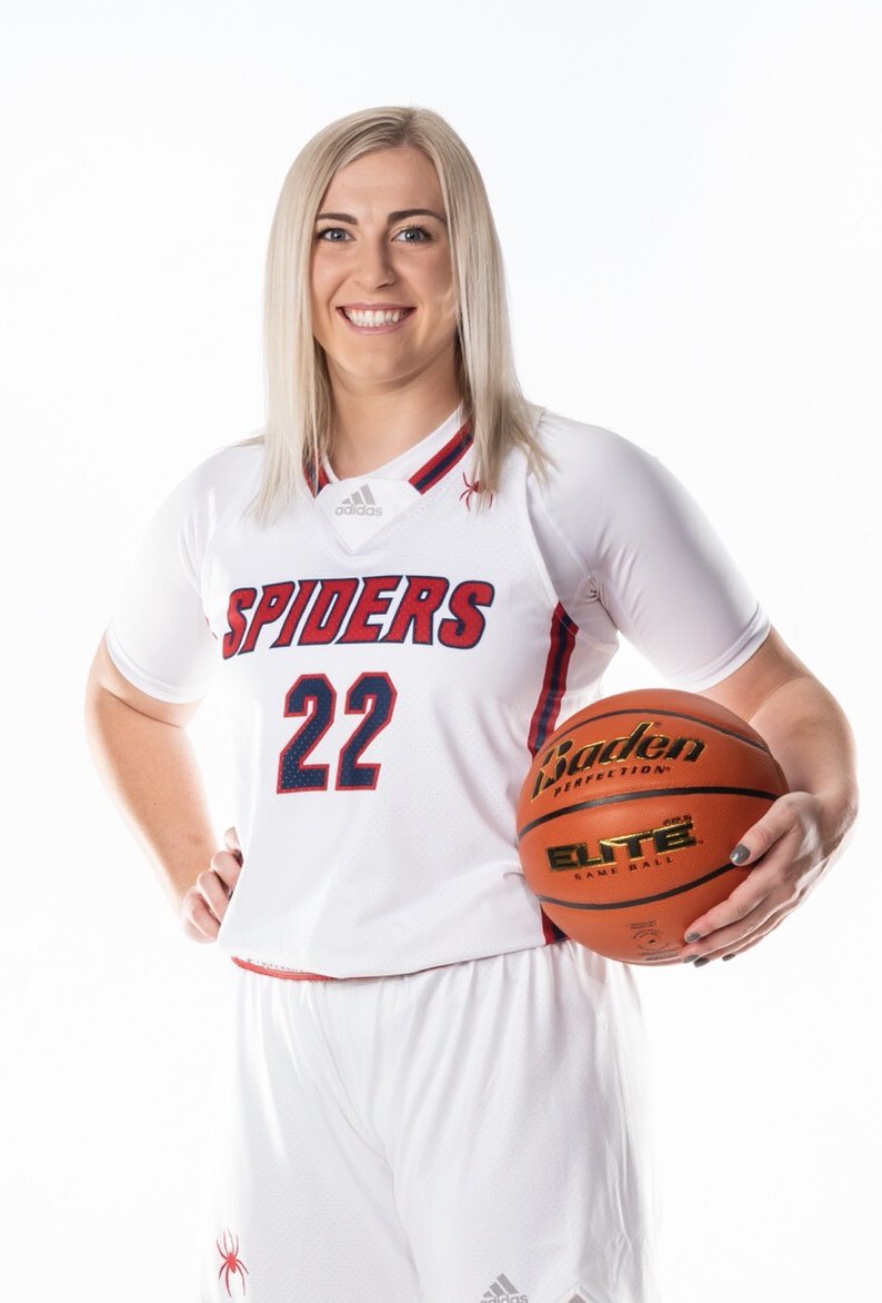 chuzie23's tweet photo. Villa grad, Molly Mraz, ready for her senior season at Univ of Richmond. Molly is 1 of 12 Villa grads currently playing college basketball.

Also, a huge congrats to Molly on being named President of the SAAC (Student-Athlete Advisory Committee) for the 2nd year in a row! https://t.co/ESOs29tO1c