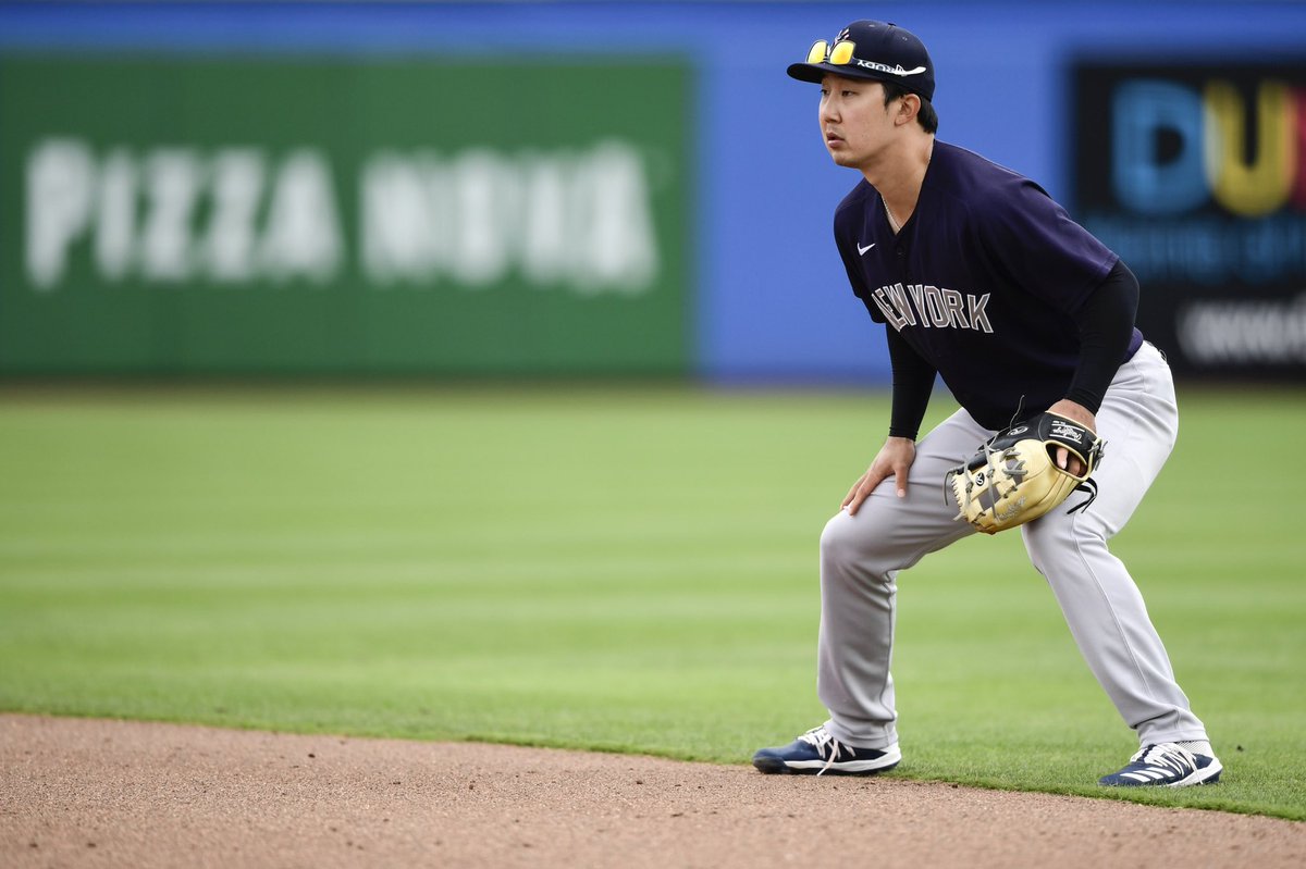 DanielKimW's tweet photo. When Hoy Park arrived for 1st @Yankees camp, he barely spoke English and had no friends. He would eat alone until @TheJudge44 showed up one day and sat w/ him. Judge would wait until Park finished. In an interview w/ MBC, Park said Judge is a super star in so many ways. #Yankees https://t.co/GwHOb79Yjw