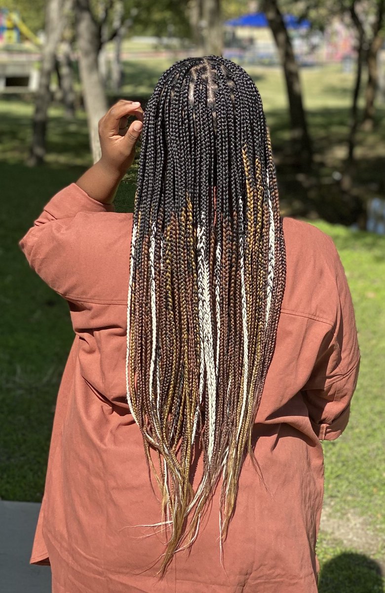 glamhairmiara's tweet photo. #dallasbraider #dfwstylist #carroltonstylist #dallassewins #dallasstylist #northdallasstylist #silkpress #dallasbraids #stilloverit #carroltonstylist #hair #feedinbraids #feedinbraidsdallas #chicagobraids #miamibraids #houstonbraids #Atlbraids https://t.co/qjK9BAZPEI