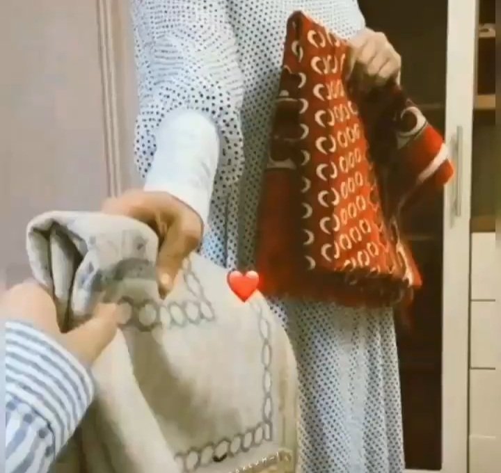 1Ghuraba's tweet photo. Afrojini miqtë tuaj më afër Allahut, që të jeni sërish me ta në Xhennet... https://t.co/rCoBMGYSkb
