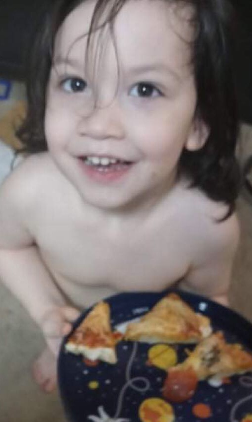 ChelsLaTejana's tweet photo. Our little chef made his own pizza! He was SO excited to get in the kitchen!! :)
#ChefRy #LifeWithRyan https://t.co/eav5yqUHD0