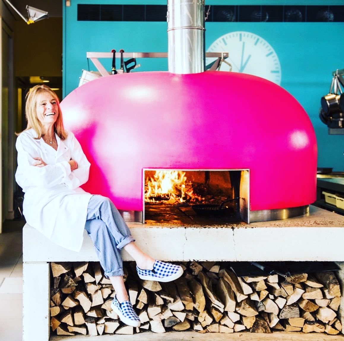 StreetSmart (@streetsmartuk) on Twitter photo A special mention to these fantastic female led/founded restaurants who are taking part in our 2021 campaign💛
<a href="/CorebyClare/">Core Restaurant</a>
<a href="/LorneRestaurant/">Lorne Restaurant</a>
<a href="/HeleneDarroze/">Helene Darroze</a>
@MereRestaurant
<a href="/Spring_LDN/">Spring</a>
<a href="/TheRiverCafeUK/">The River Cafe</a>
<a href="/MayfairQueens/">Queens of Mayfair</a>
<a href="/Cafe_Murano/">Cafe Murano</a> <a href="/MuranoLondon/">Murano Restaurant</a>
Continued... A special mention to these fantastic female led/founded restaurants who are taking part in our 2021 campaign💛
<a href="/CorebyClare/">Core Restaurant</a>
<a href="/LorneRestaurant/">Lorne Restaurant</a>
<a href="/HeleneDarroze/">Helene Darroze</a>
@MereRestaurant
<a href="/Spring_LDN/">Spring</a>
<a href="/TheRiverCafeUK/">The River Cafe</a>
<a href="/MayfairQueens/">Queens of Mayfair</a>
<a href="/Cafe_Murano/">Cafe Murano</a> <a href="/MuranoLondon/">Murano Restaurant</a>
Continued...