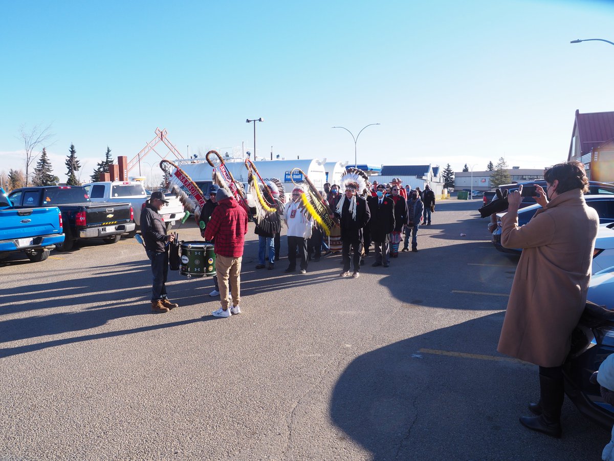 SamsonCree's tweet photo. @SamsonCree Remembrance Day Ceremony November 8, 2021, at #SamsonCree All Four Nations Chiefs present along with Councilors. #Veterans #RemembranceDay2021 #MontanaCreeNation #LouisBull #ErmineskinCreeNation #Legion https://t.co/utvV2mQGxi